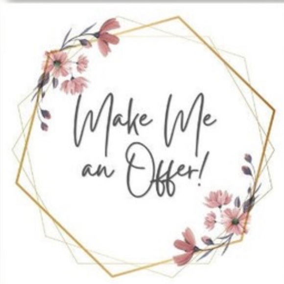 Meet your Posher, Maria G. - Picture 3 of 5